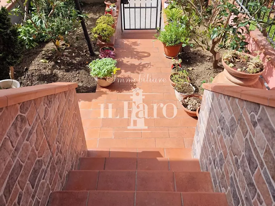 Immagine 3 di Villetta a schiera in vendita  a Poggio A Caiano