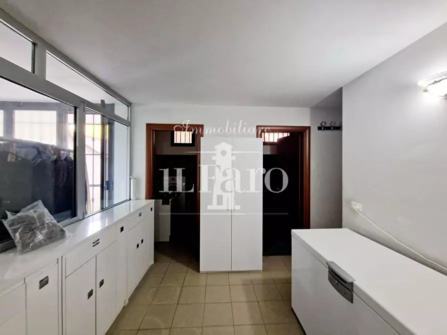 Immagine 37 di Villetta a schiera in vendita  a Poggio A Caiano