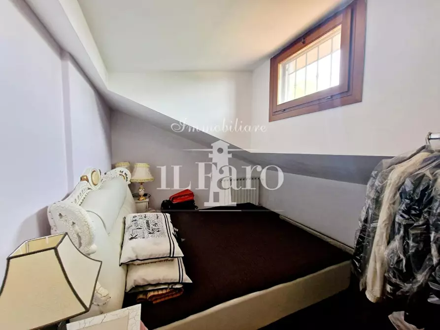 Immagine 41 di Villetta a schiera in vendita  a Poggio A Caiano