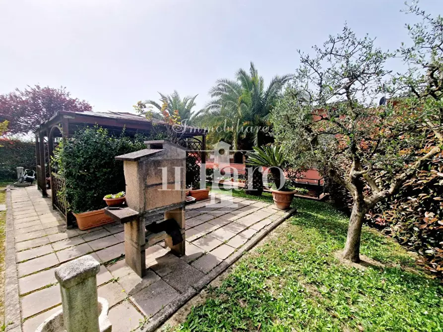 Immagine 8 di Villetta a schiera in vendita  a Poggio A Caiano