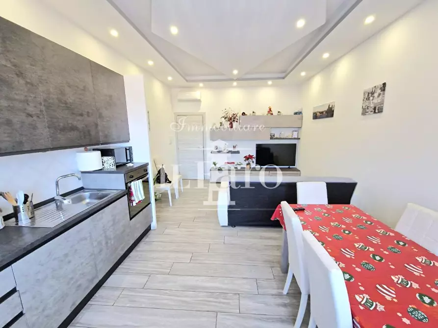 Immagine 2 di Appartamento in vendita  a Signa