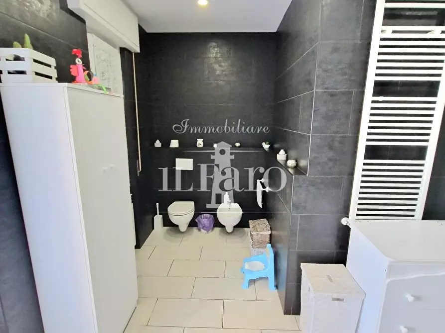 Immagine 10 di Appartamento in vendita  a Signa