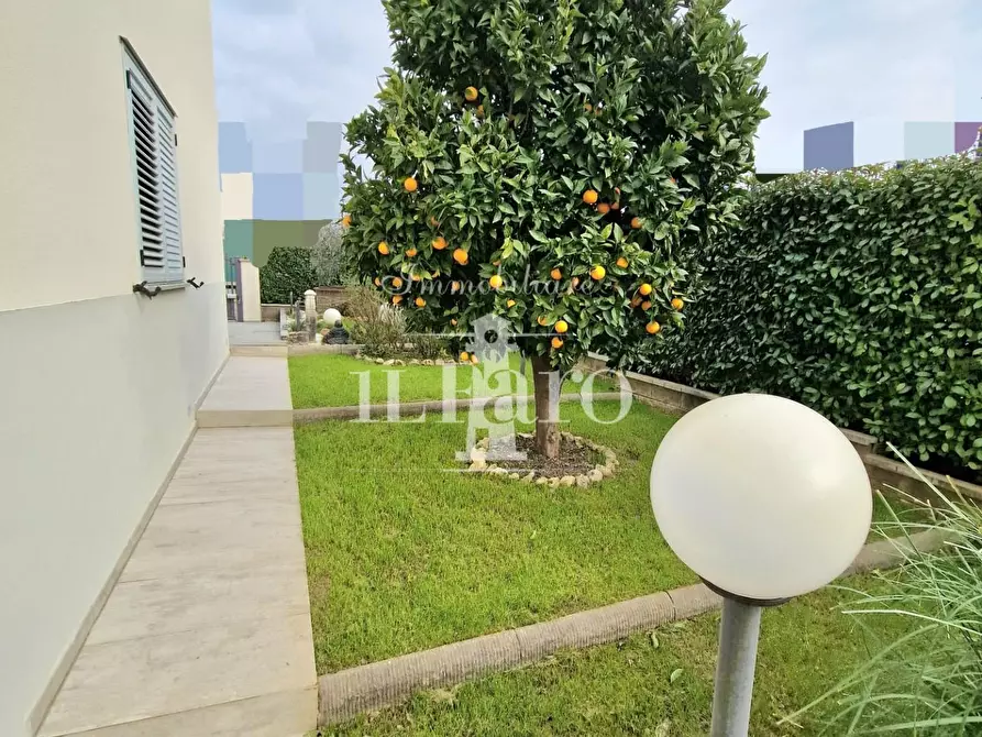 Immagine 43 di Terratetto in vendita  a Signa