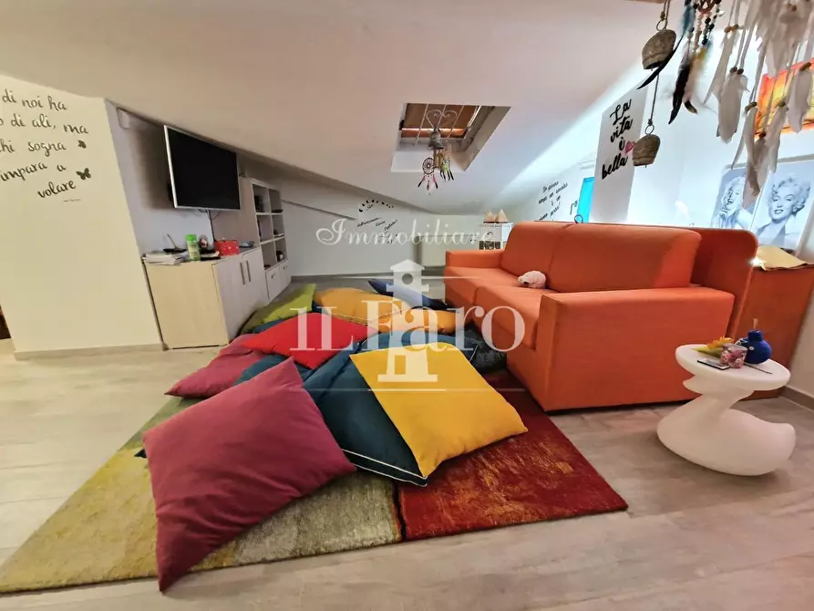 Immagine 37 di Terratetto in vendita  a Signa