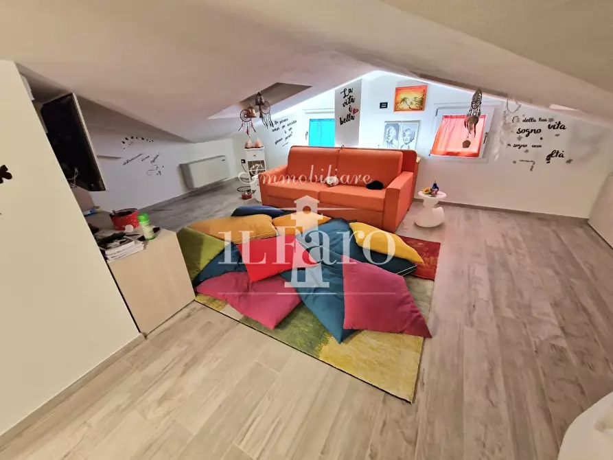 Immagine 36 di Terratetto in vendita  a Signa