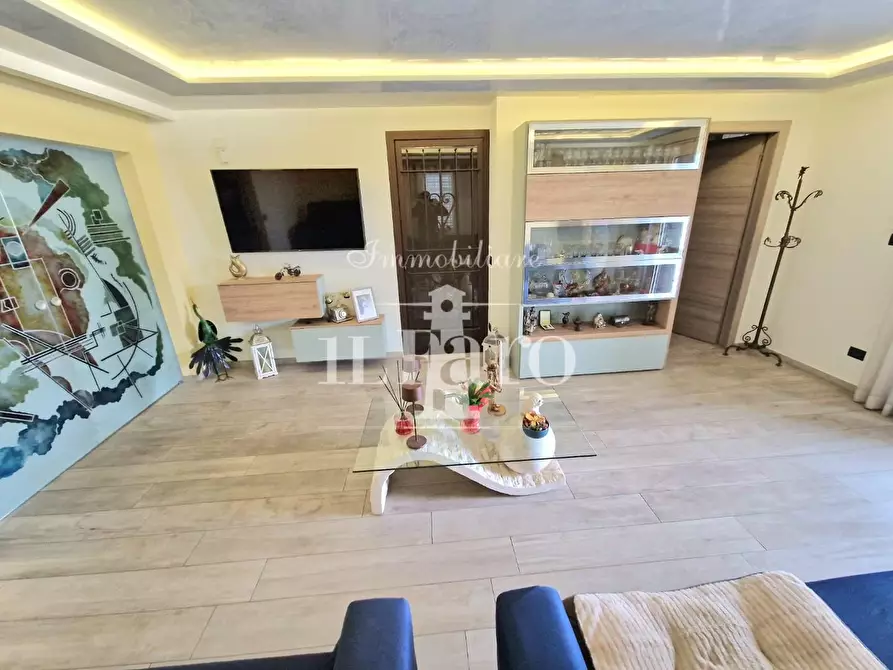 Immagine 10 di Terratetto in vendita  a Signa