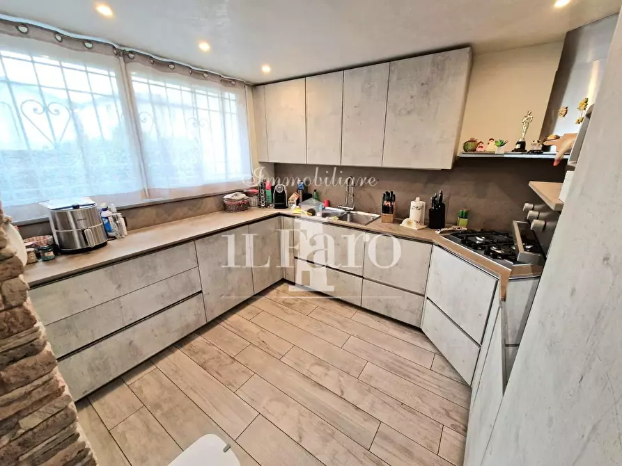 Immagine 4 di Terratetto in vendita  a Signa