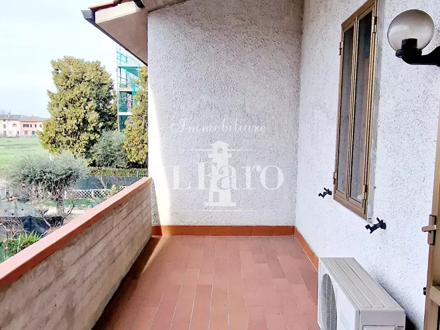 Immagine 23 di Villetta a schiera in vendita  a Campi Bisenzio