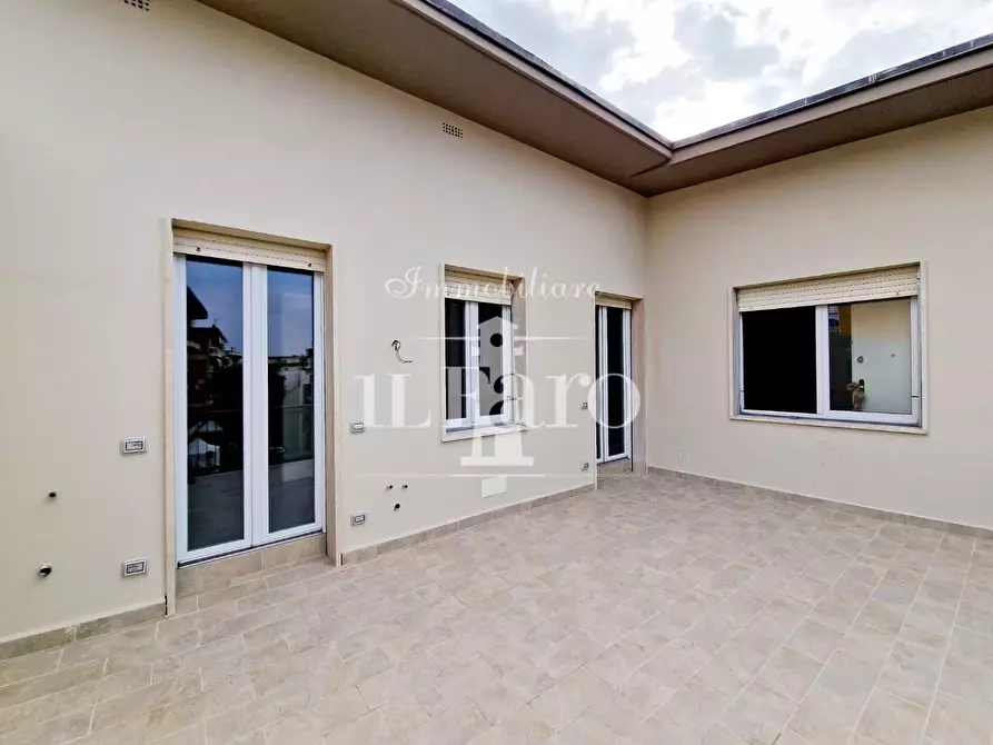 Immagine 3 di Appartamento in vendita  a Campi Bisenzio