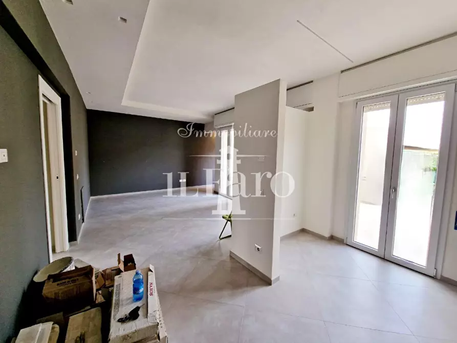 Immagine 9 di Appartamento in vendita  a Campi Bisenzio