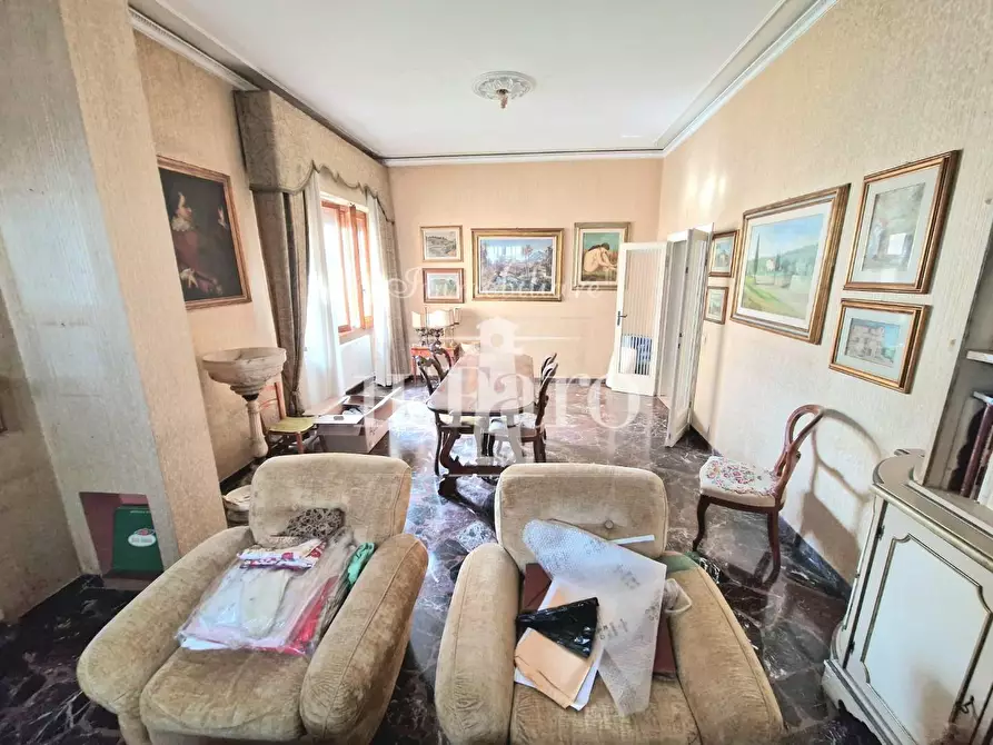 Immagine 31 di Villa in vendita  a Signa