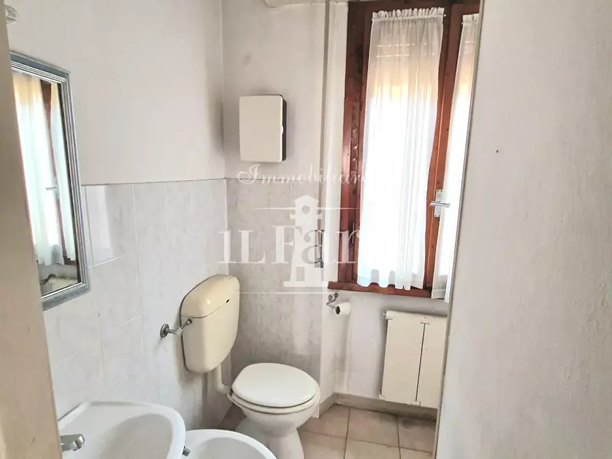 Immagine 42 di Villa in vendita  a Signa