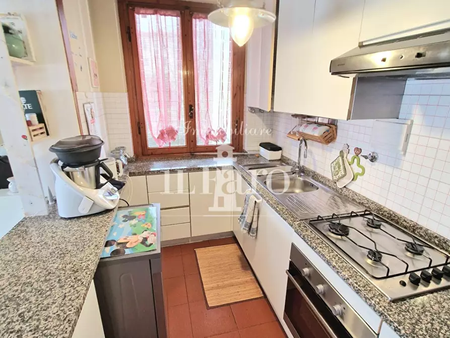 Immagine 7 di Villa in vendita  a Signa