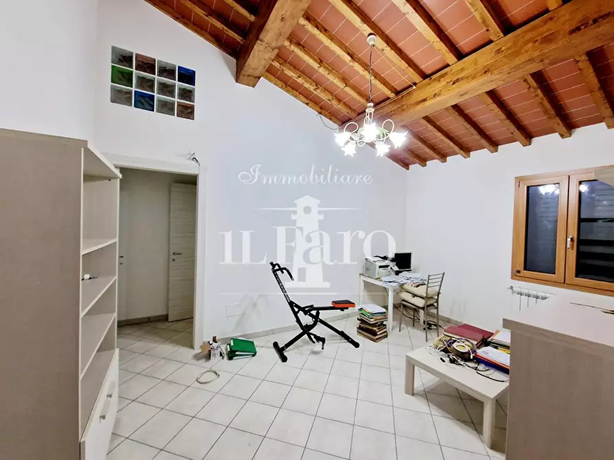 Immagine 15 di Terratetto in vendita  a Prato