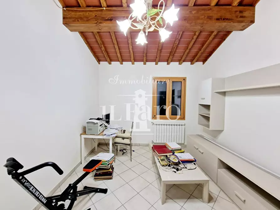 Immagine 16 di Terratetto in vendita  a Prato