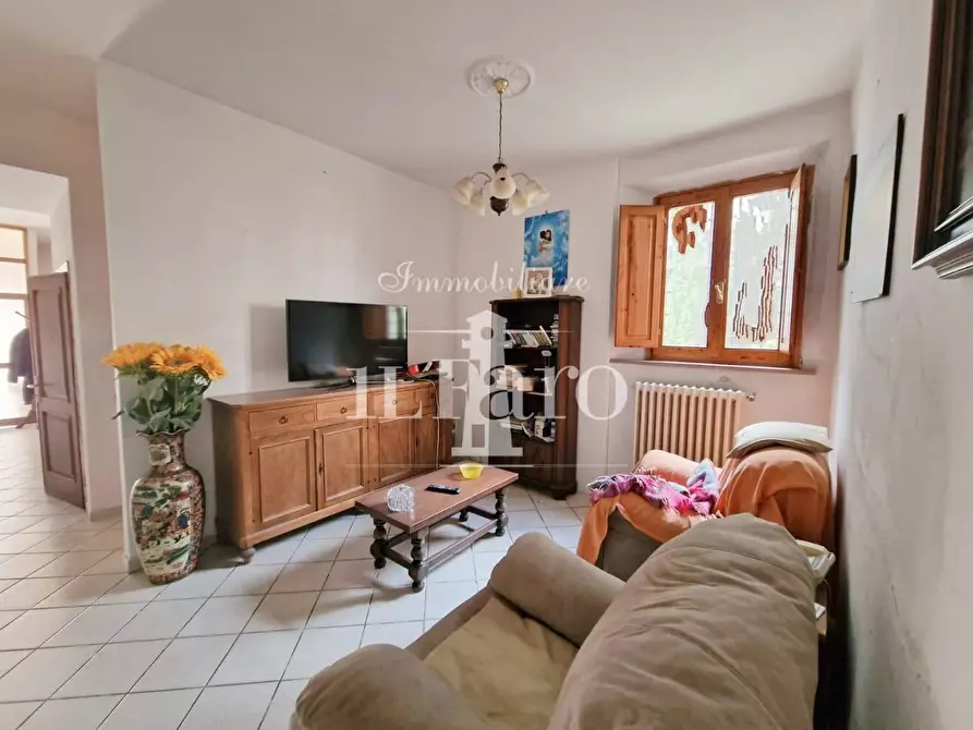 Immagine 9 di Appartamento in vendita  a Prato