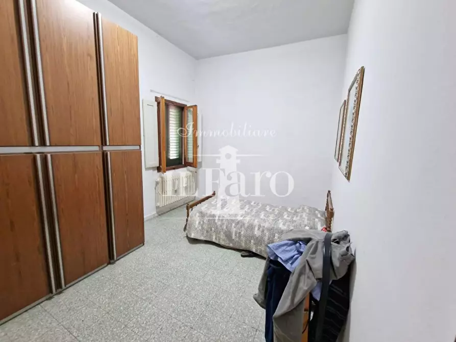 Immagine 17 di Appartamento in vendita  a Prato