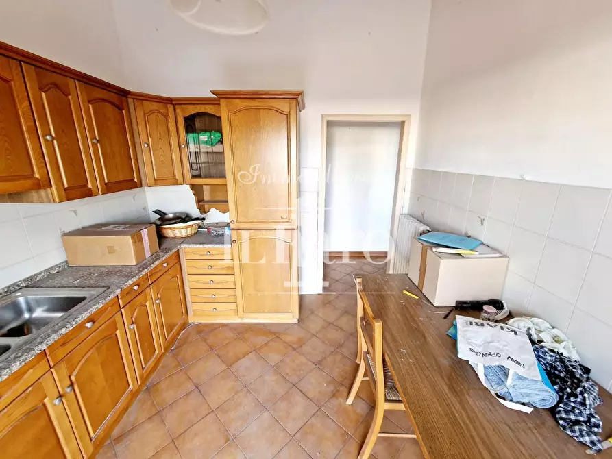 Immagine 2 di Appartamento in vendita  a Signa