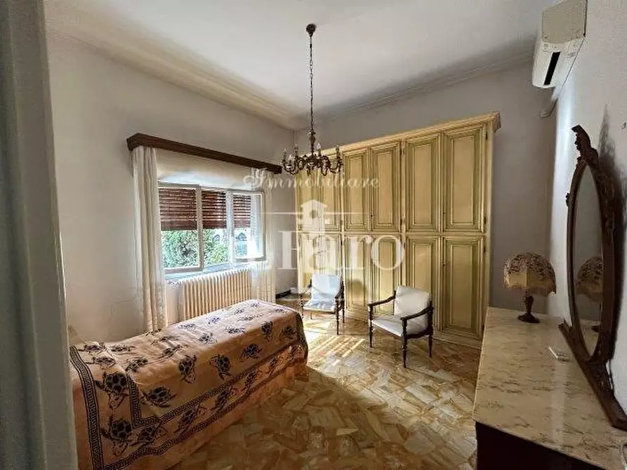 Immagine 14 di Casa indipendente in vendita  a Firenze