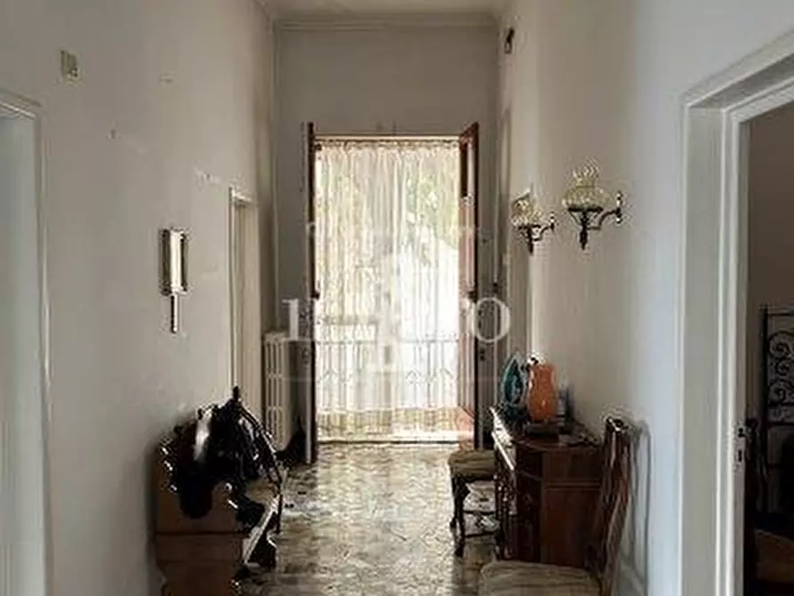 Immagine 8 di Casa indipendente in vendita  a Firenze