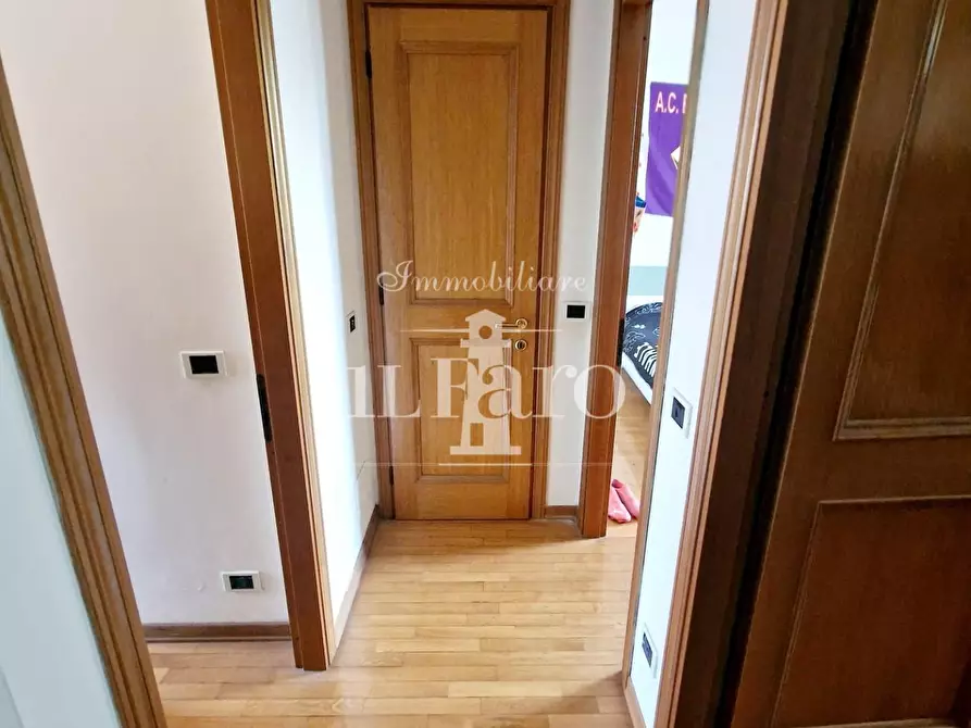 Immagine 21 di Terratetto in vendita  a Campi Bisenzio