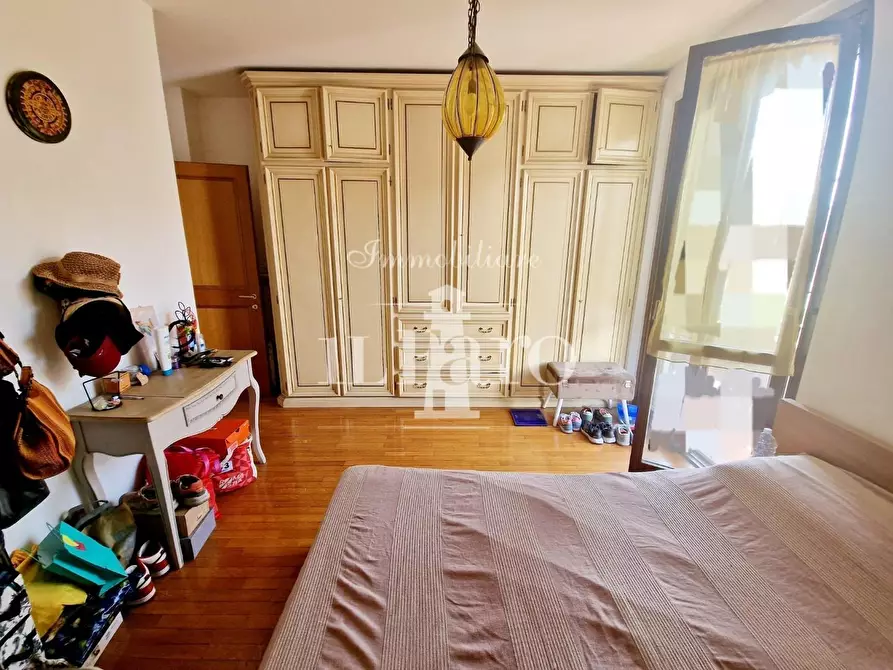 Immagine 14 di Terratetto in vendita  a Campi Bisenzio