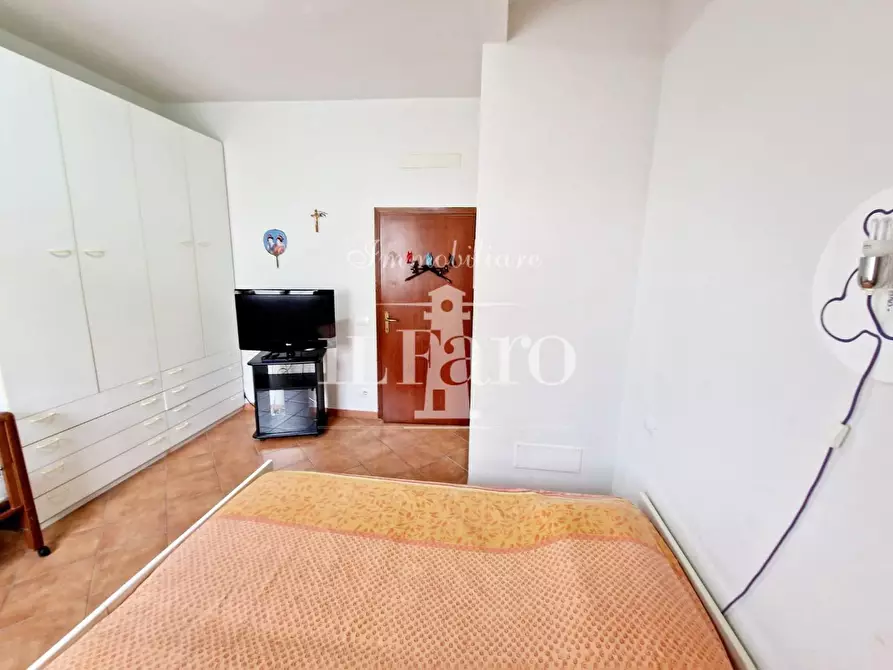 Immagine 30 di Porzione di casa in vendita  a Campi Bisenzio