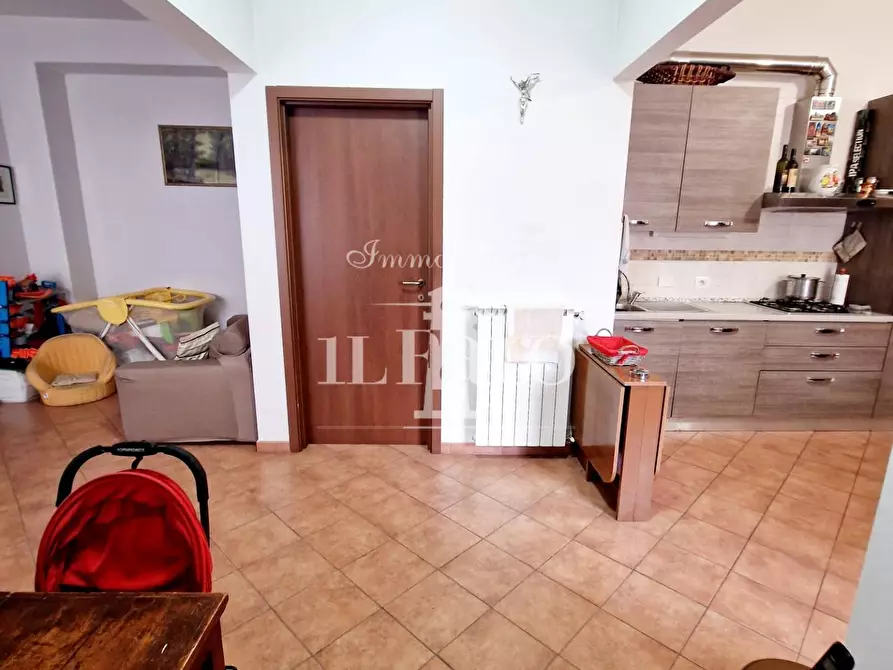 Immagine 22 di Porzione di casa in vendita  a Campi Bisenzio