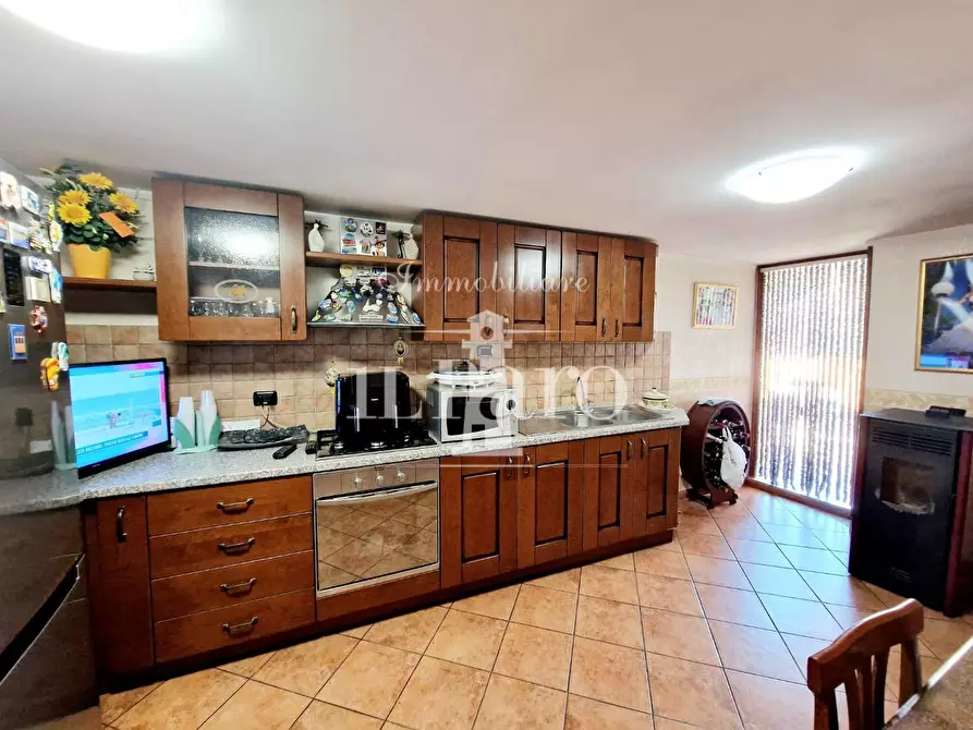 Immagine 4 di Terratetto in vendita  a Campi Bisenzio