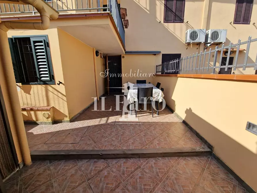 Immagine 48 di Terratetto in vendita  a Campi Bisenzio