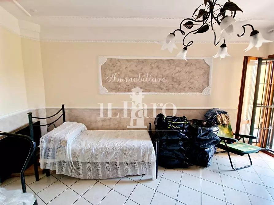 Immagine 27 di Terratetto in vendita  a Campi Bisenzio