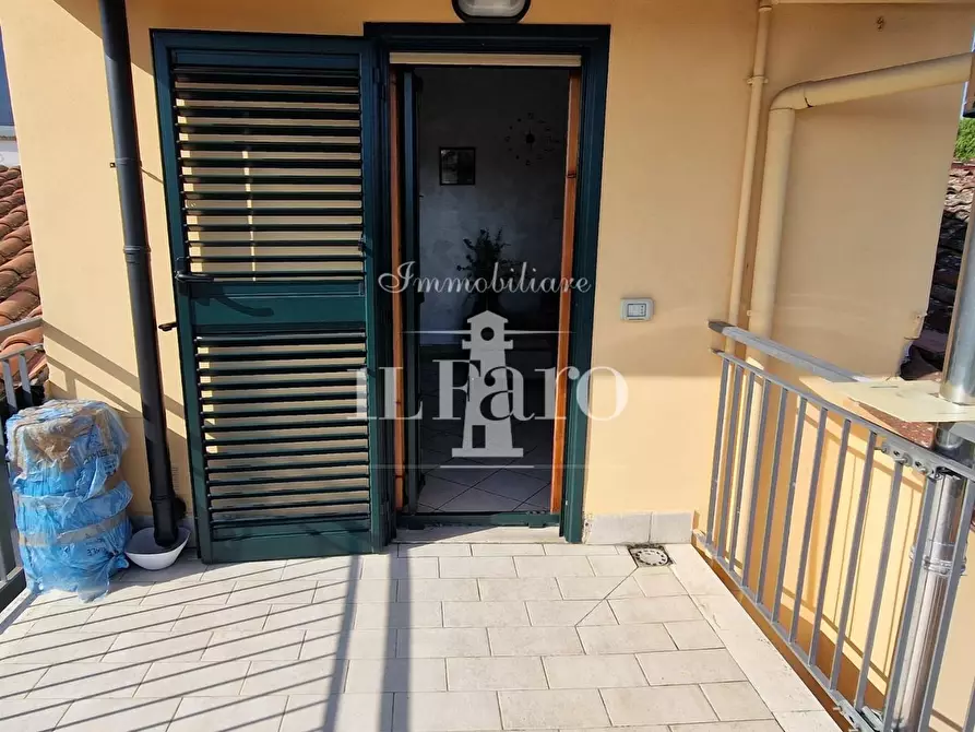 Immagine 51 di Terratetto in vendita  a Campi Bisenzio