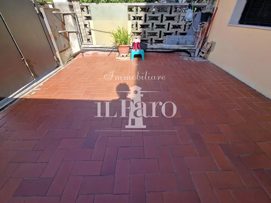 Immagine 46 di Terratetto in vendita  a Campi Bisenzio