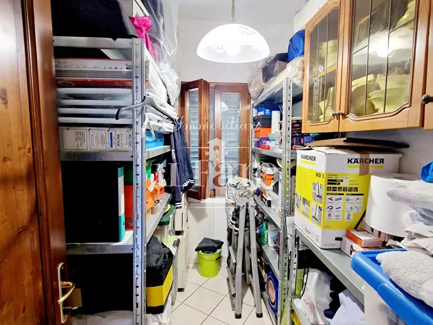 Immagine 37 di Terratetto in vendita  a Campi Bisenzio