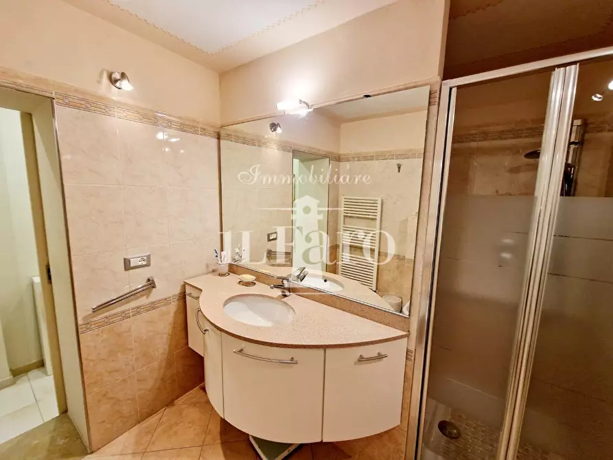 Immagine 66 di Porzione di casa in vendita  a Signa