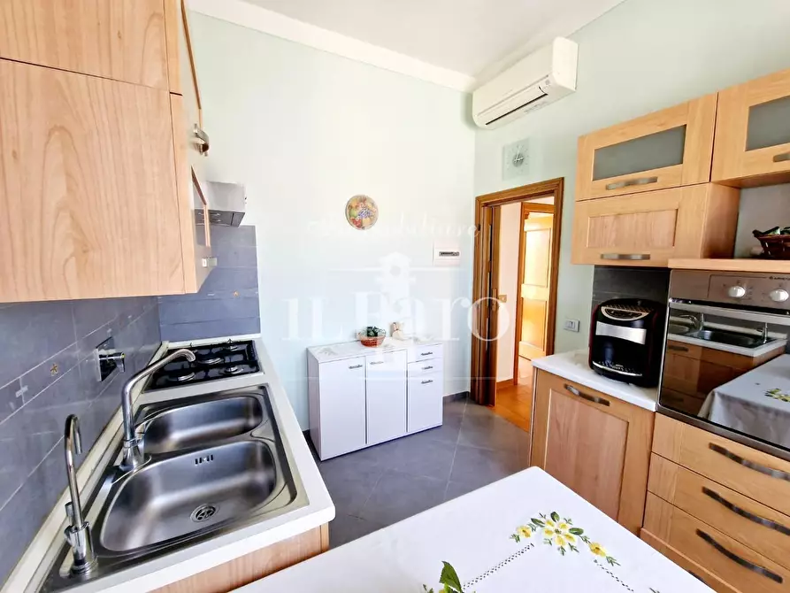 Immagine 23 di Porzione di casa in vendita  a Signa