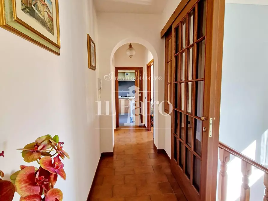 Immagine 41 di Porzione di casa in vendita  a Signa