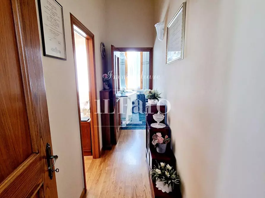 Immagine 25 di Porzione di casa in vendita  a Signa