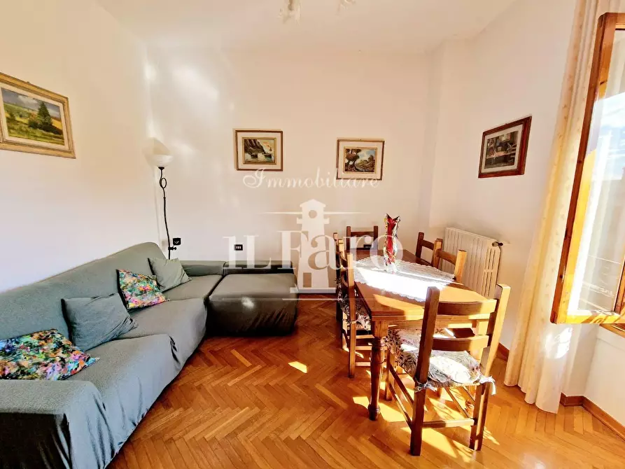 Immagine 42 di Porzione di casa in vendita  a Signa