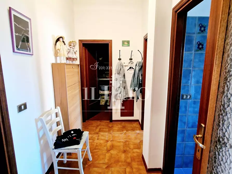 Immagine 15 di Appartamento in vendita  a Campi Bisenzio