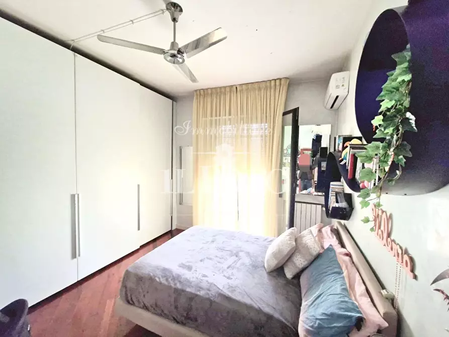 Immagine 10 di Appartamento in vendita  a Campi Bisenzio