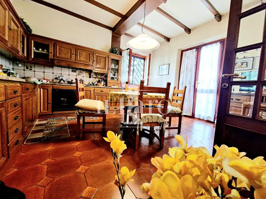 Immagine 38 di Villetta a schiera in vendita  a Sesto Fiorentino