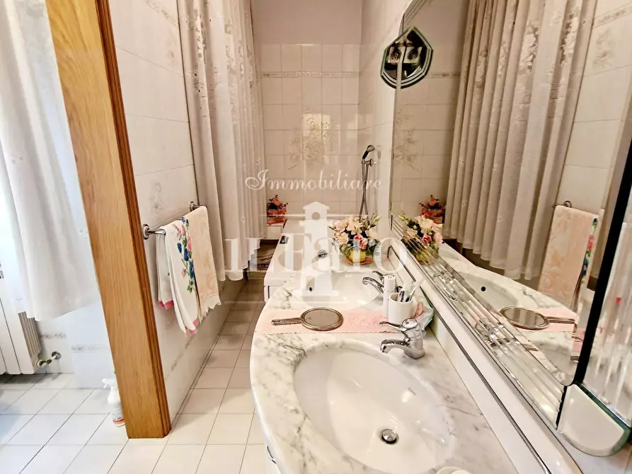 Immagine 61 di Villetta a schiera in vendita  a Sesto Fiorentino