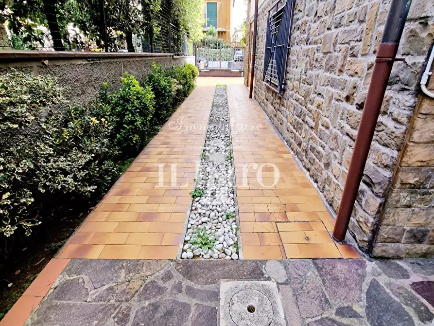 Immagine 13 di Villetta a schiera in vendita  a Sesto Fiorentino