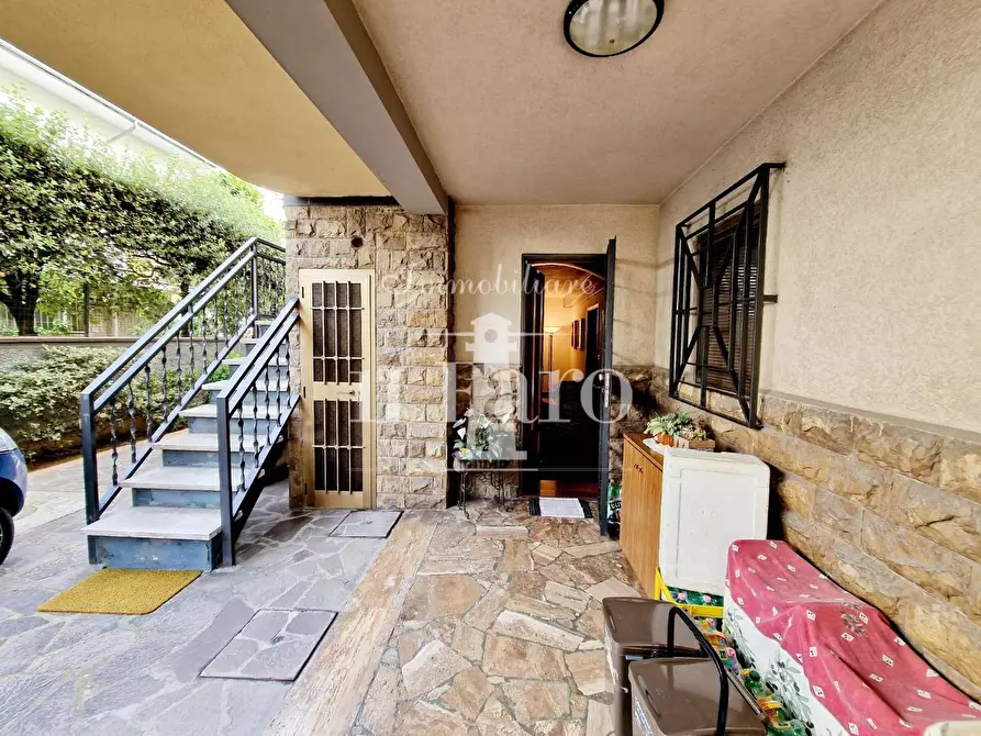 Immagine 10 di Villetta a schiera in vendita  a Sesto Fiorentino