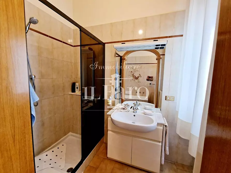 Immagine 57 di Villetta a schiera in vendita  a Sesto Fiorentino