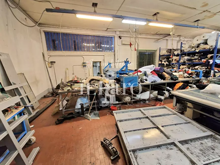 Immagine 27 di Terratetto in vendita  a Campi Bisenzio