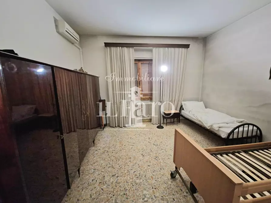 Immagine 16 di Terratetto in vendita  a Campi Bisenzio