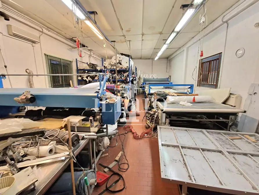 Immagine 25 di Terratetto in vendita  a Campi Bisenzio