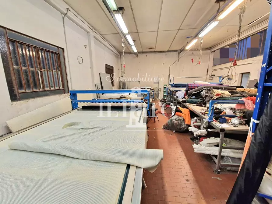 Immagine 24 di Terratetto in vendita  a Campi Bisenzio